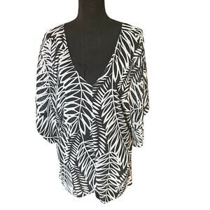 Chic NYDJ Billowy Split Neck Blouse – Women’s Medium Flowy Casual Top